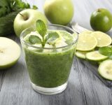 kombucha smoothie - kombucha - smoothie - recipe - mint - apple - cucumber - probiotic - gut health - healthy gut - healthy bacteria