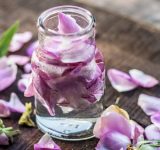 diy face primer - beauty - all natural - diy - homemade - rose water - nontoxic - beauty products - clean beauty - green home