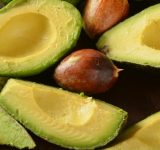 health benefits of avocados - organic avocados - nutritional benefits of avocados - avocado nutrition - avocado health benefits - organic avocados - organic media network - equal exchange - fair trade - avocado healthy - guacamole