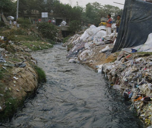 fast fashion - riverblue - fashion pollution - fashion environmental impact - toxic fashion - cheap fashion environment - textile waste - fashion pollution - fast fashion pollution