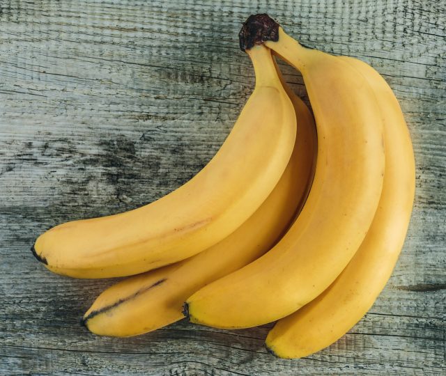 health benefits of bananas - organic media network - organic bananas - banana nutritional info - nutritional benefits of bananas