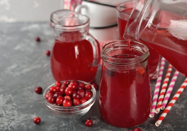 jasmine tea cranberry cooler - iced tea - cranberry - summer beverage - beverage - beverages - cooling - refreshing - healthy food - healthy drink - party drink - cranberry juice