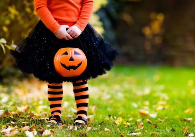 fair-trade halloween candy ideas - halloween - ethical - fair-trade - halloween - candy - fair-trade candy - better choices - education - inspiration - green living - green media - an organic conversation - helge hellberg