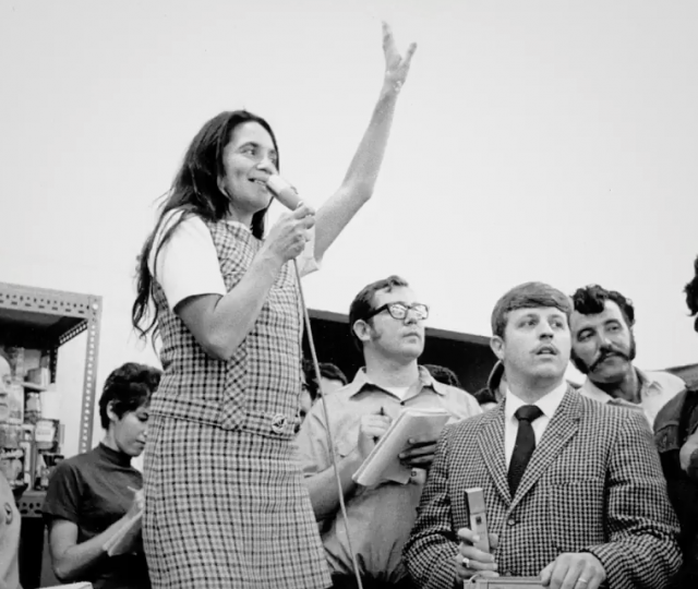 dolores - film p documentary - cesar chavez - social equality - social justice - racial eqiality - green media - an organic conversation - helge hellberg