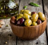 marinated mixed olives - appetizer - recipe - easy recipe - olives - snack - recipes