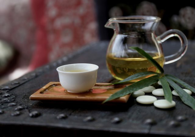 adaptogenic drinks - adaptogens - adrenals - foods to boost adrenals - drinks to boost adrenals -adrenal fatigue
