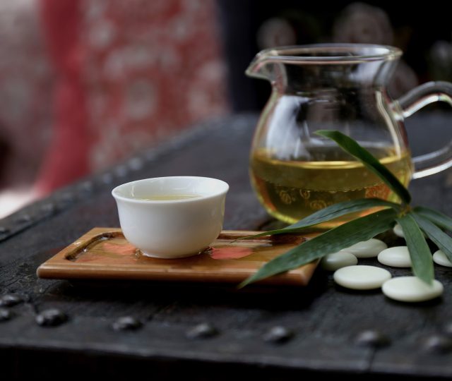 adaptogenic drinks - adaptogens - adrenals - foods to boost adrenals - drinks to boost adrenals -adrenal fatigue