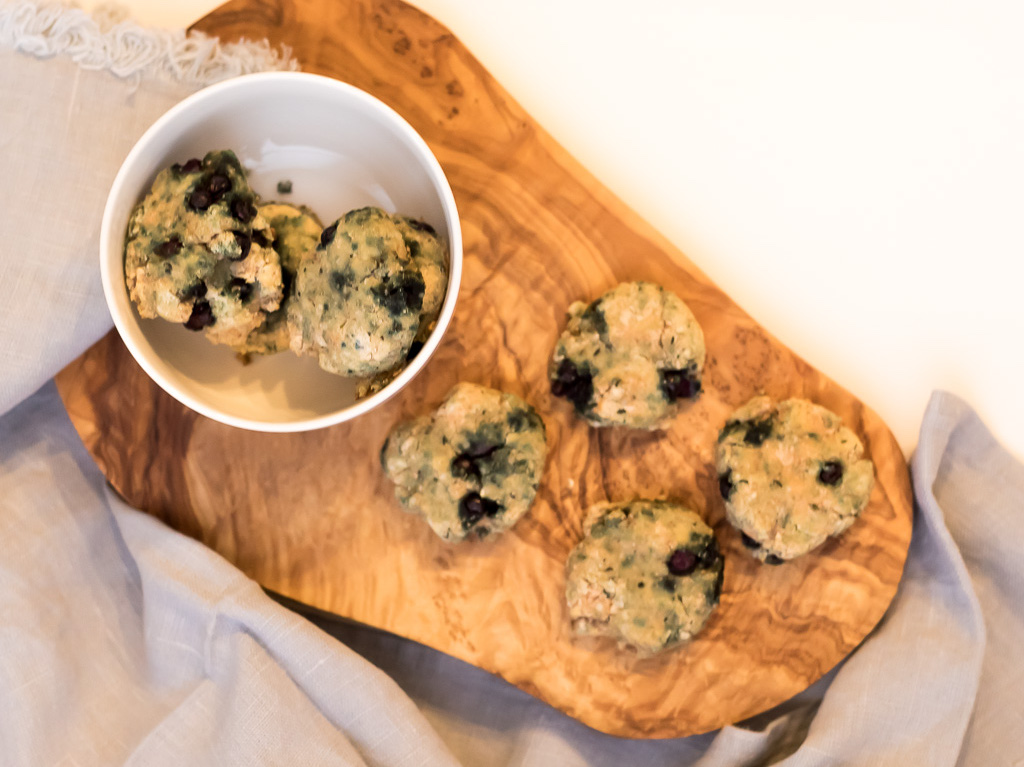 blueberry hemp dog cookies - superfood- gluten free - dairy free - dog treats - pet health - grain allergies - hypoallergenic