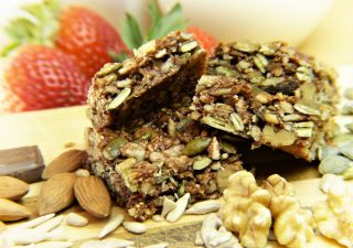 energy bars - energy bar - athlete - race day nutrition - training - running - performance - atheltic performance - energy bar criteria