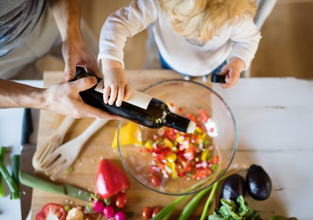 cooking oils - healthy cooking - cooking tips - salad dressing - best oils - worst oils - healthy fats - benefits of oil - coconut oil - avocado oil - olive oil
