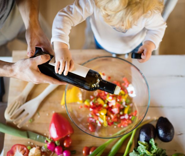 cooking oils - healthy cooking - cooking tips - salad dressing - best oils - worst oils - healthy fats - benefits of oil - coconut oil - avocado oil - olive oil